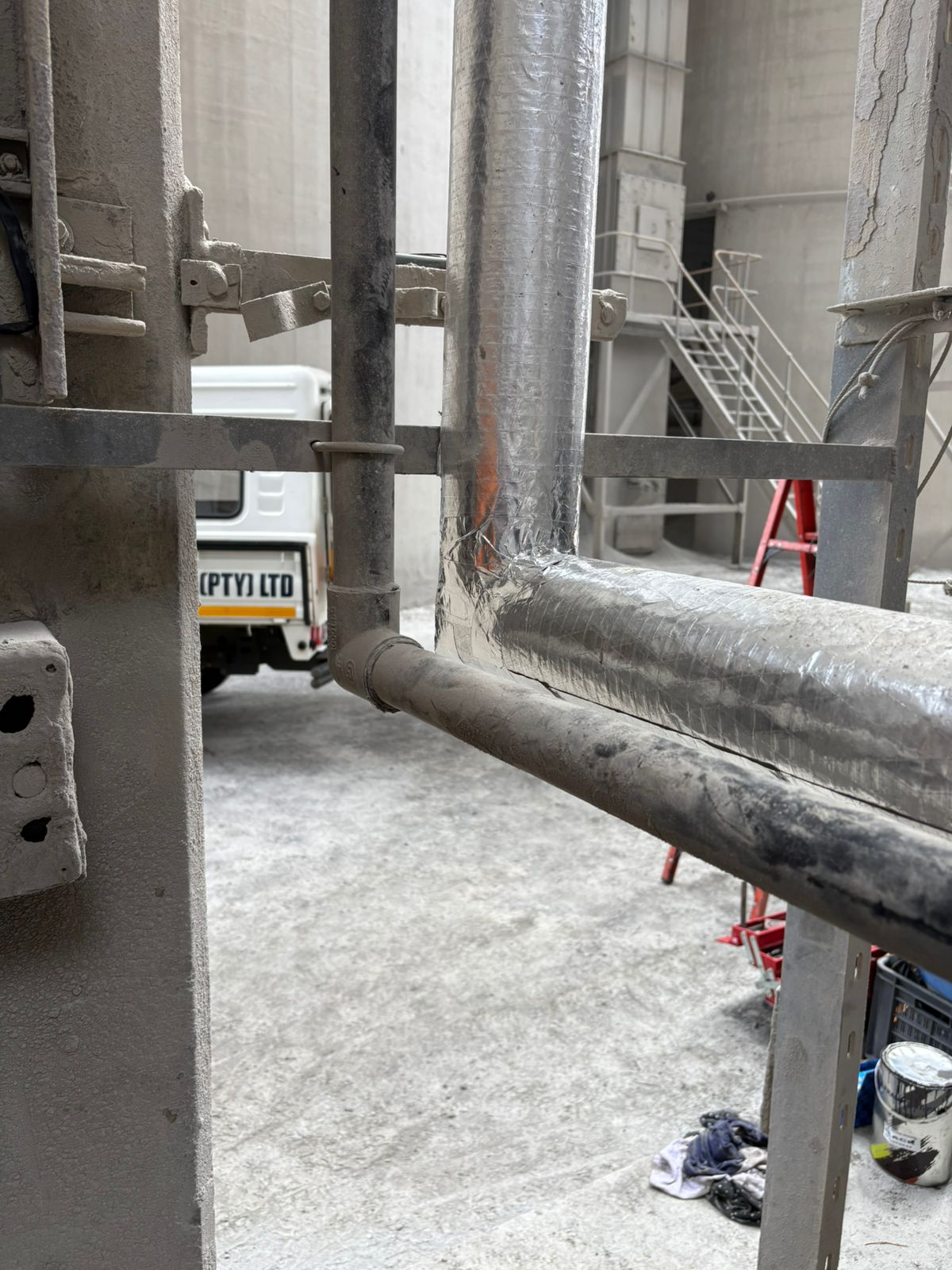 Heat tracing on HFO pipes